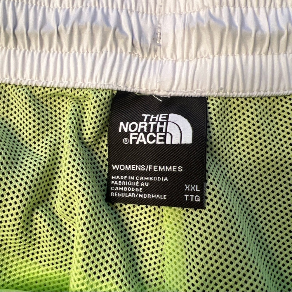 NWT The North Face Shorts Women's 2XL Hydrenaline Windwall 🔥🔥 (V) - Picture 4 of 7